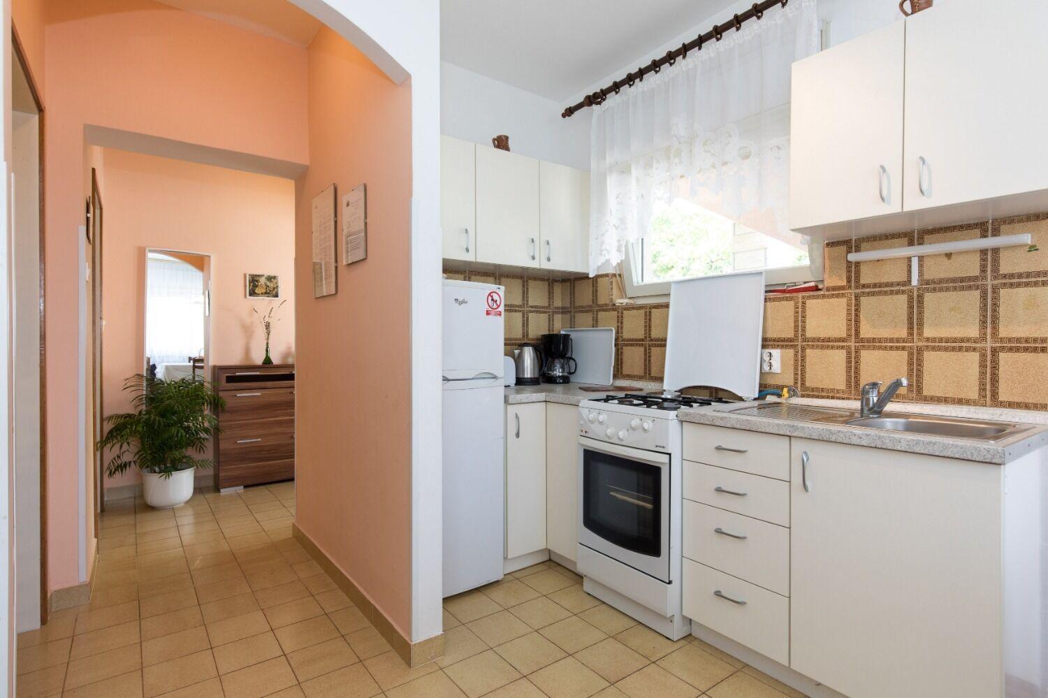 Apartments Kate - 100 M From Beach Малинска Экстерьер фото